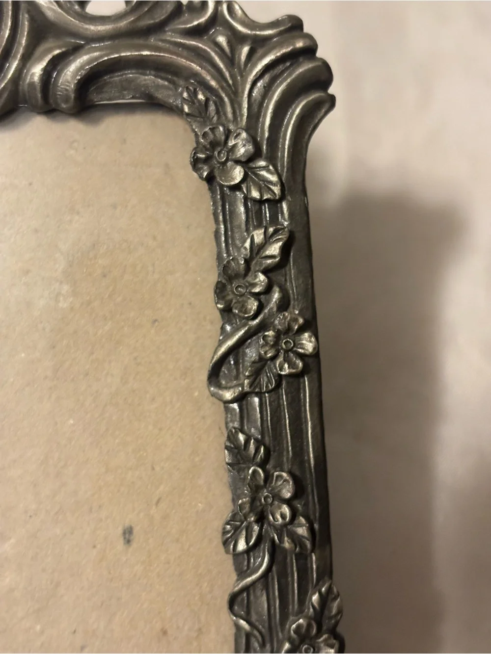 Ornate Silver-Tone Cherub Picture Frame - Decorative Home Accent